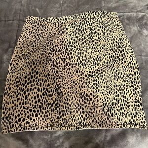 brandy melville cheetah print mini skirt